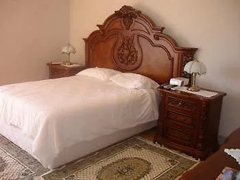 The Renaissance Guest Lodge Cape Town Hotel